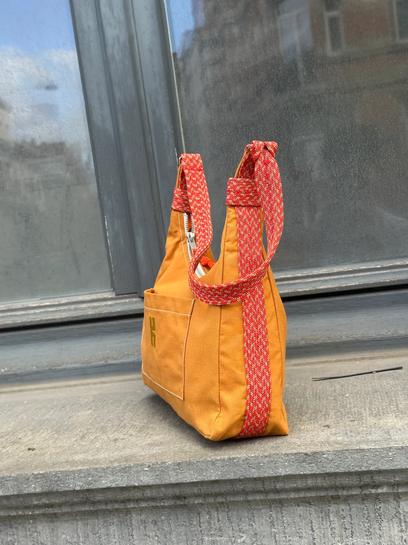 Hobo — Orange