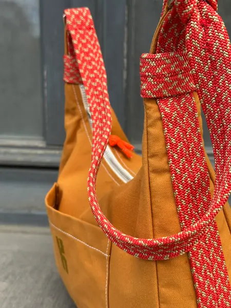 Hobo — Orange